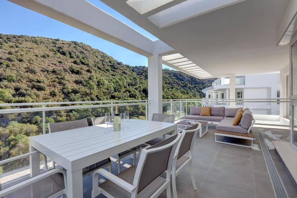 Riverside Benahavis Holiday Rental Apartment Exterior foto